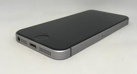 Good
													Apple iPhone SE 1st Gen 2016 - Sprint, Grey, 16 GB, A1723, photo 5 of 11