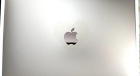 Good
													MacBook Air 2020 - 13" - Apple M1, Gold, 256 GB, 8 GB, photo 4 of 9