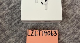 New
													Apple AirPods 3rd Gen - MagSafe Case, photo 1 of 2
