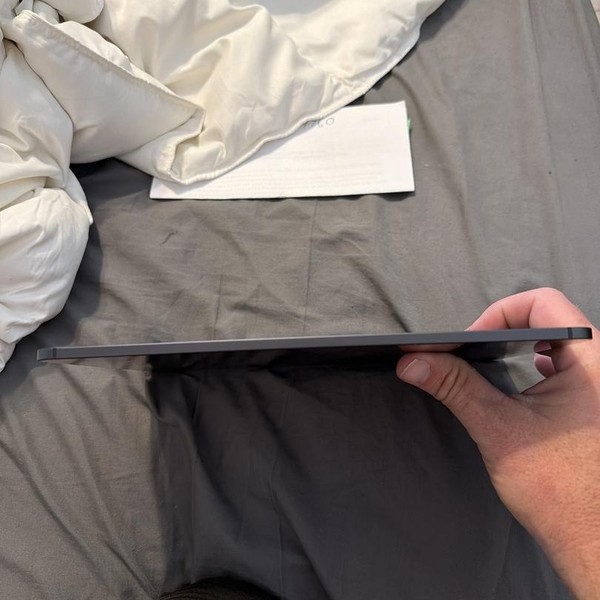 Apple iPad Pro 11 inch (M4) 2024 - Unlocked, Black, 256 GB, 8 GB, A2837, Standard Glass