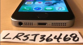 Good
													Apple iPhone SE 1st Gen 2016 - Verizon, Grey, 64 GB, A1662, photo 4 of 7