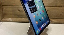 Mint
													Apple iPad Pro 11" 2018 - Unlocked, Gray, 64 GB, A2013, photo 4 of 5