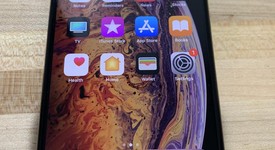 Mint
													Apple iPhone Xs Max - AT&T, Gold, 256 GB, A1921, photo 5 of 13
