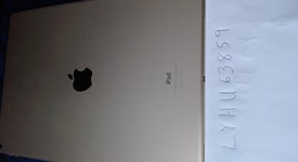 Good
													Apple iPad Pro 12.9" 1st Gen 2015 - Wi-Fi, Gold, 128 GB, A1584, 1st Gen 2015, photo 1 of 3