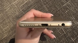 Mint
													Apple iPhone 6S - Unlocked, Gold, 64 GB, A1688, photo 4 of 5