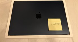 Mint
													MacBook Air 2024 (M3) - 15" - Apple M3, Midnight, 256 GB, 8 GB, 10-core GPU, photo 1 of 8
