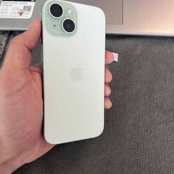 Apple iPhone 15 - TracFone, 128 GB, Green, A2846