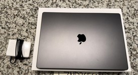 Mint
													MacBook Pro Late 2023 (M3) - 16" - Apple M3 Max 14-core, Black, 1 TB, 36 GB, 30-core GPU, photo 2 of 17