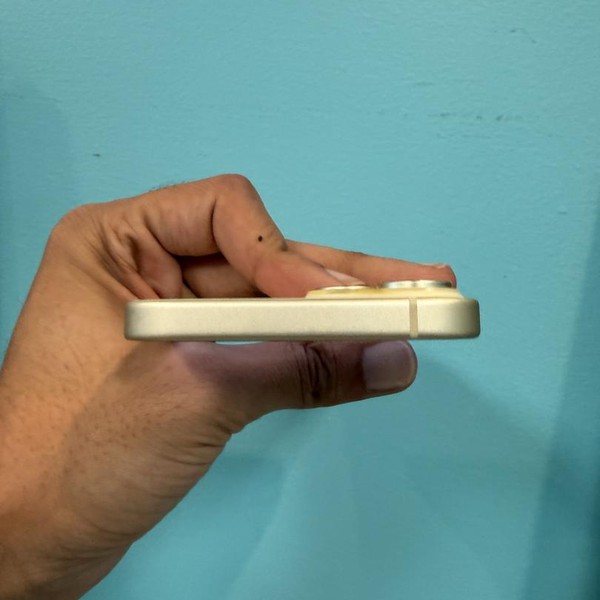 Apple iPhone 15 - Unlocked, 128 GB, Yellow, A2846