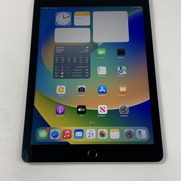 Apple iPad Pro 9.7 inch - Verizon, 128 GB, Gray, A1674