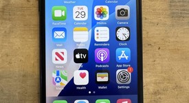 Fair
													Apple iPhone SE 3rd Gen 2022 - T-Mobile, Midnight, 64 GB, A2595, photo 1 of 11
