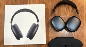 Used
													Apple AirPods Max USB-C - Midnight, photo 2 of 14