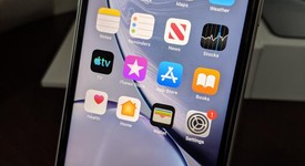Mint
													Apple iPhone Xr - T-Mobile, White, 64 GB, A1984, photo 2 of 7