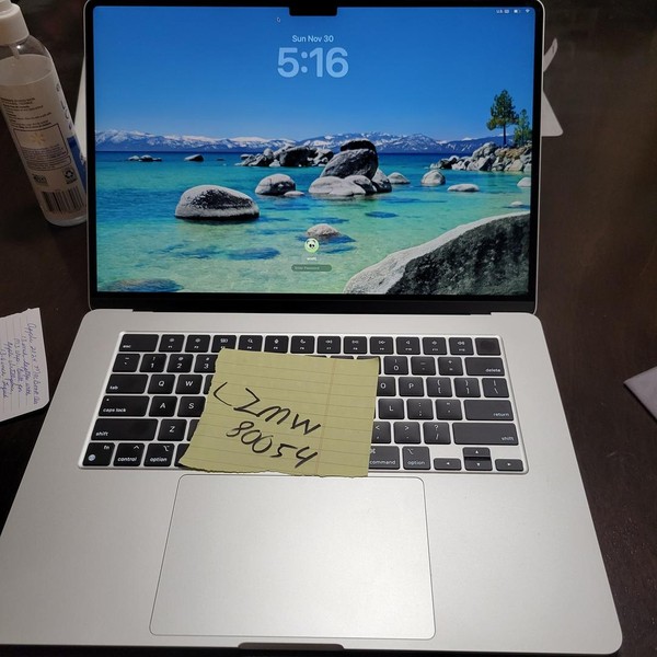 MacBook Air 2024 (M3) - 15 inch - 256 GB, Silver, 16 GB, Apple M3, 10-core GPU