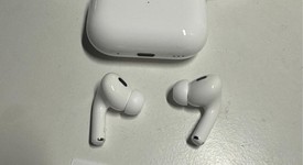 Used
													Apple AirPods Pro 2nd Gen - USB-C, photo 2 of 3