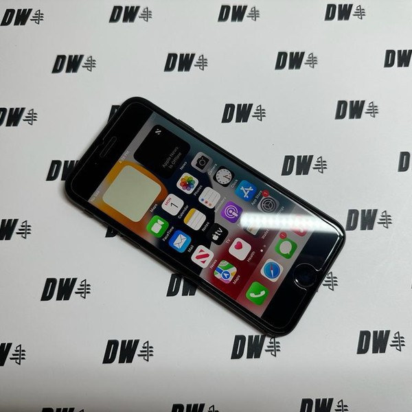 Apple iPhone SE 3rd Gen 2022 - Unlocked, Midnight, 128 GB, A2595