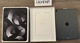 Mint
													Apple iPad Air 5th Gen - Unlocked, Gray, 64 GB, A2589, photo 5 of 10