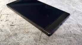 Good
													Razer Phone 2 - Unlocked, Black, photo 5 of 7
