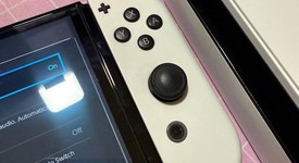 Good
													Nintendo Switch - OLED - White, 64 GB, photo 5 of 8