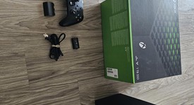 Good
													Xbox Series X (2020) - Black, 1 TB, standard, photo 4 of 11