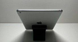 Fair
													Apple iPad 9th Gen - Wi-Fi, Silver, 64 GB, A2602, photo 3 of 8