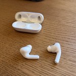 Used Apple AirPods Pro 2 - Lightning