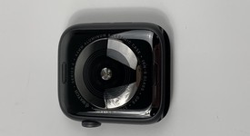 Mint
													Apple Watch Series 4 44mm - Gray, A1978 - GPS, Aluminum, photo 4 of 8