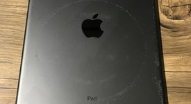 Fair
													Apple iPad 8th Gen - Unlocked, Gray, 32 GB, A2428, photo 4 of 7