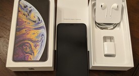 Mint
													Apple iPhone Xs Max - Verizon, Silver, 256 GB, A1921, photo 1 of 10