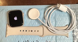 Good
													Apple Watch Series 9 41mm - Starlight, A2978 - GPS, Aluminum, photo 1 of 10