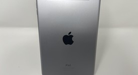 Mint
													Apple iPad Mini 4 - Unlocked, Gray, 64 GB, photo 2 of 6