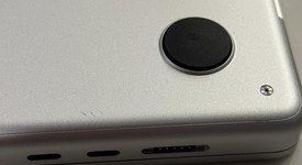 Good
													MacBook Pro Late 2023 (M3) - 16" - Apple M3 Pro 12-core, Silver, 512 GB, 36 GB, 18-core GPU, photo 4 of 8