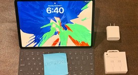 Good
													Apple iPad Pro 11" 2018 - Unlocked, Gray, 256 GB, A2013, photo 1 of 12