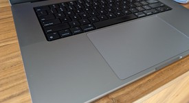 Good
													MacBook Pro 2021 - 16" - Apple M1 Pro 10-core, Gray, 512 GB, 16 GB, photo 4 of 14