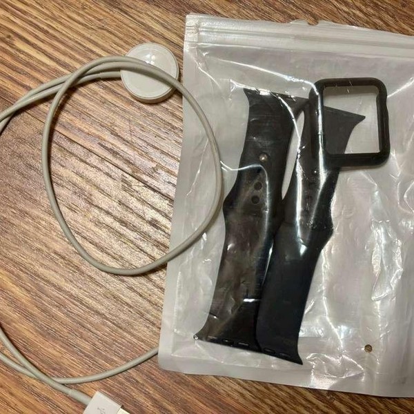 Apple Watch Series 3 38mm - Gray, A1858, Aluminum - GPS