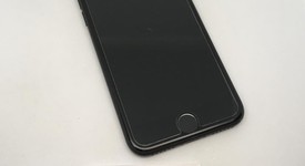 Good
													Apple iPhone 7 - Sprint, Black, 32 GB, A1660, photo 4 of 15