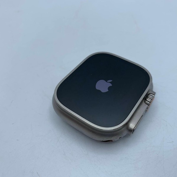 Apple Watch Ultra 49mm - Unlocked, Titanium, A2622