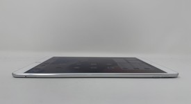 Mint
													Apple iPad Pro 10.5" - Unlocked, Silver, 64 GB, photo 6 of 6