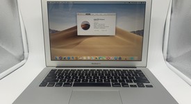 Good
													MacBook Air 2015 - 13" - Silver, 512 GB, 8 GB, photo 2 of 9
