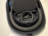 Sony WH-1000XM5
