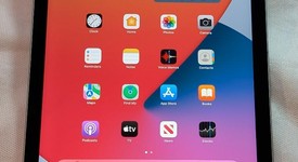 Good
													Apple iPad 5th Gen - Wi-Fi, Gray, 32 GB, A1822, photo 1 of 3