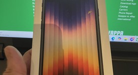 Mint
													Apple iPhone SE 3rd Gen 2022 - Unlocked, Midnight, 64 GB, A2595, photo 1 of 11