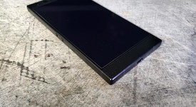 Mint
													Razer Phone 2 - Unlocked, Black, photo 5 of 7