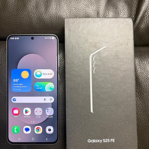 Samsung Galaxy S25 FE - Unlocked, 128 GB, Black, SM-S731U1