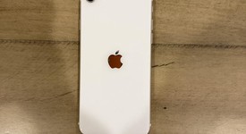 Good
													Apple iPhone SE 3rd Gen 2022 - Unlocked, Starlight, 64 GB, A2595, photo 5 of 6