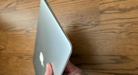 Good
													MacBook Air 2017 - 13" - I7, Silver, 256 GB, 8 GB, photo 2 of 10