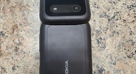 Mint
													Nokia Flip Phone, photo 4 of 13