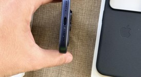 Mint
													Apple iPhone 17 Pro - Unlocked, Deep Blue, 512 GB, A3256, photo 5 of 9