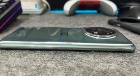 Mint
													OnePlus 11 - Unlocked, Green, 256 GB, 16 GB, CPH2451, photo 4 of 10