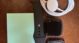 Good
													Apple Watch Series 8 41mm - Unlocked, Midnight, A2772 - Cellular, Aluminum, photo 5 of 32